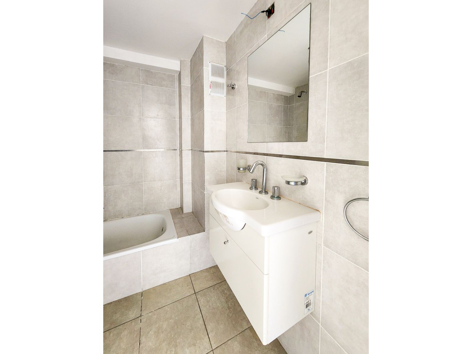 1b73cb8c9b3759f489361aab6b3667c4