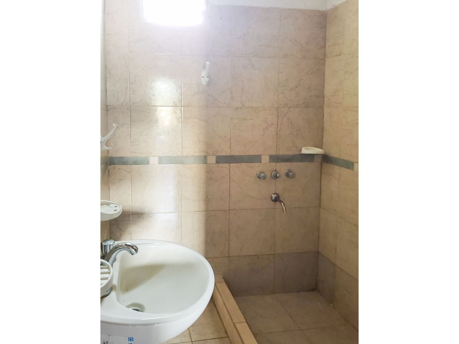 20c18764d895195a6a899c11d08975c6