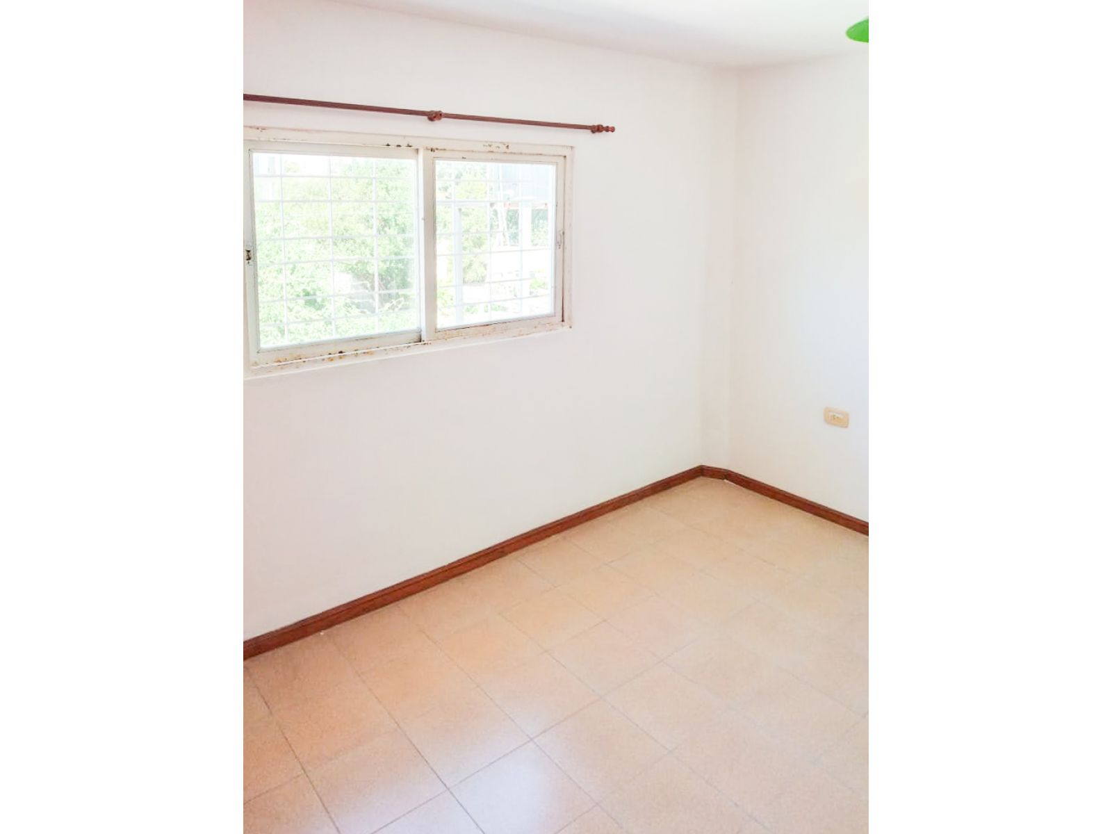 24491e5e97f48f9212ab028a6b5a8cd7