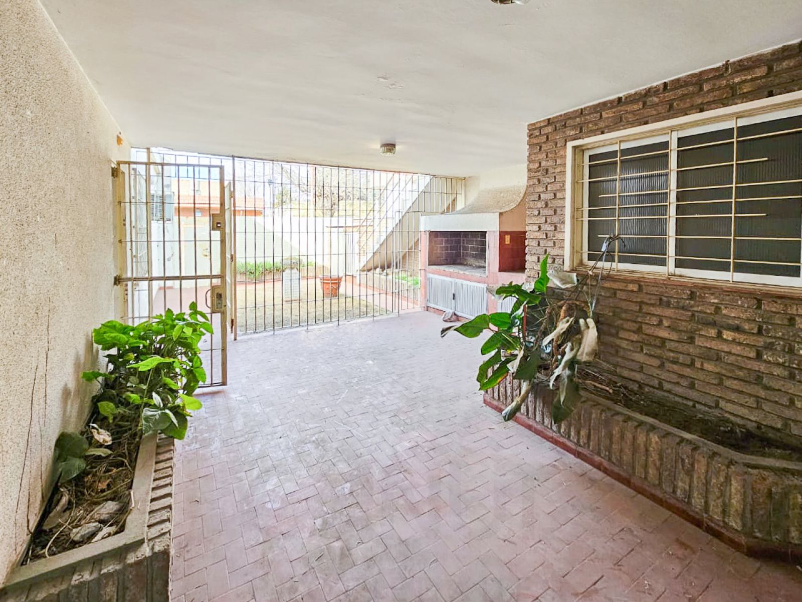 5522d37d4e59129a696f965c5a062533