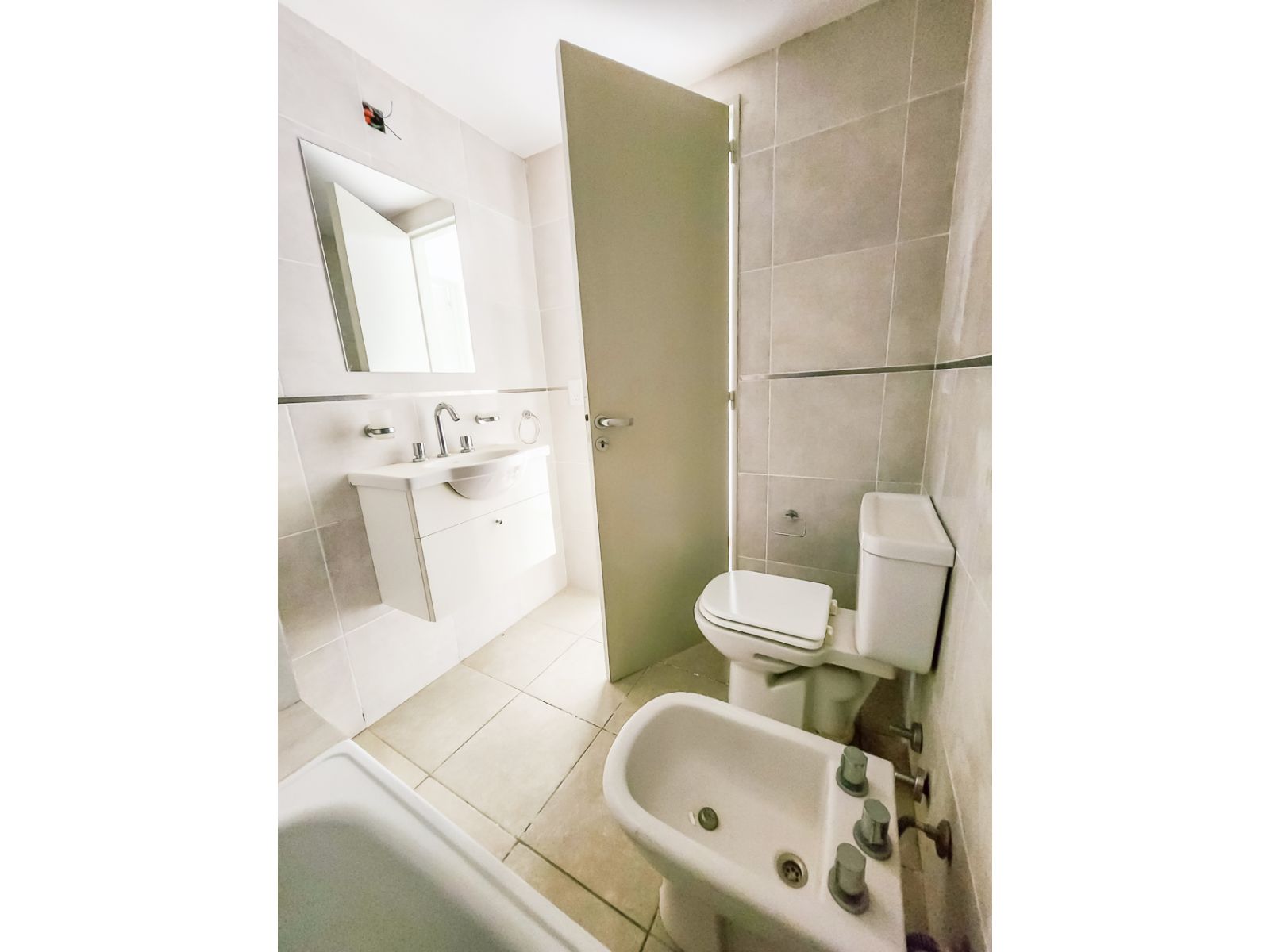 6f607ba2456240be2f5b65d39e27129b