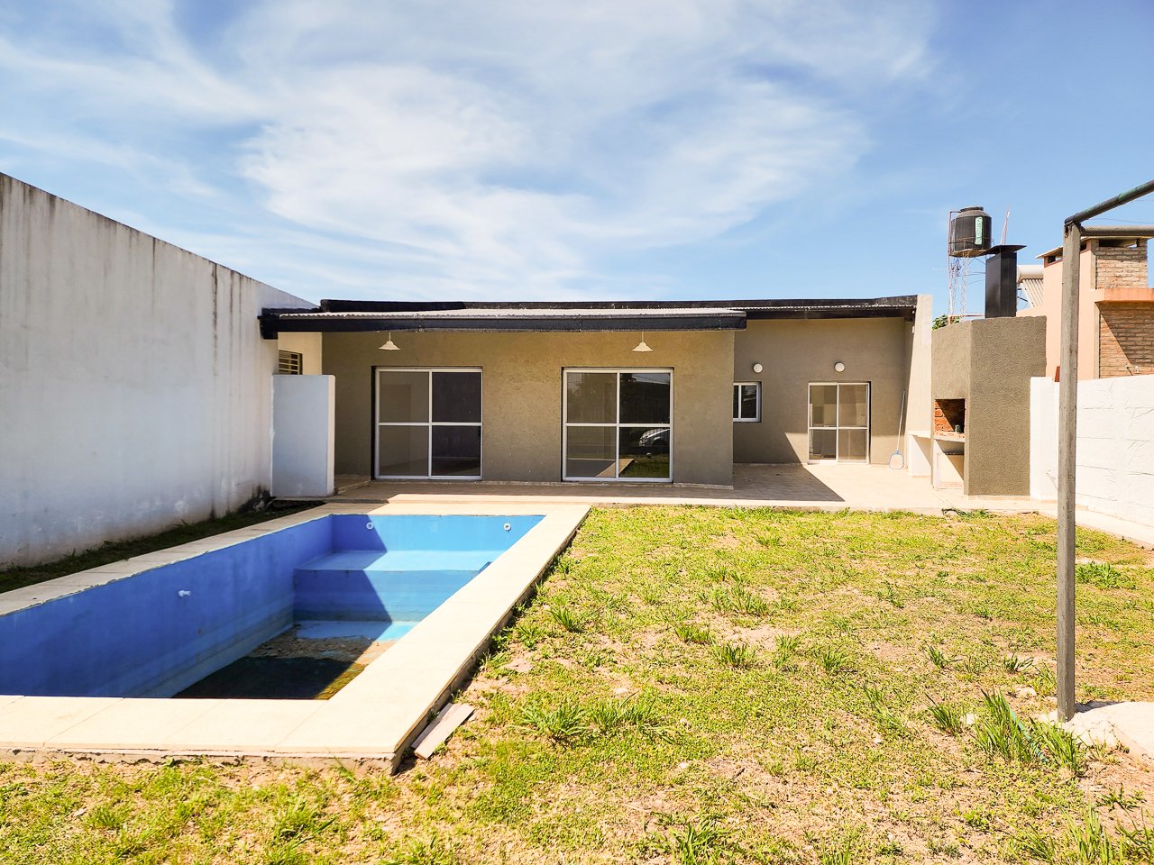 e8b39be8094c8fa05dfb9ee73fddd79d