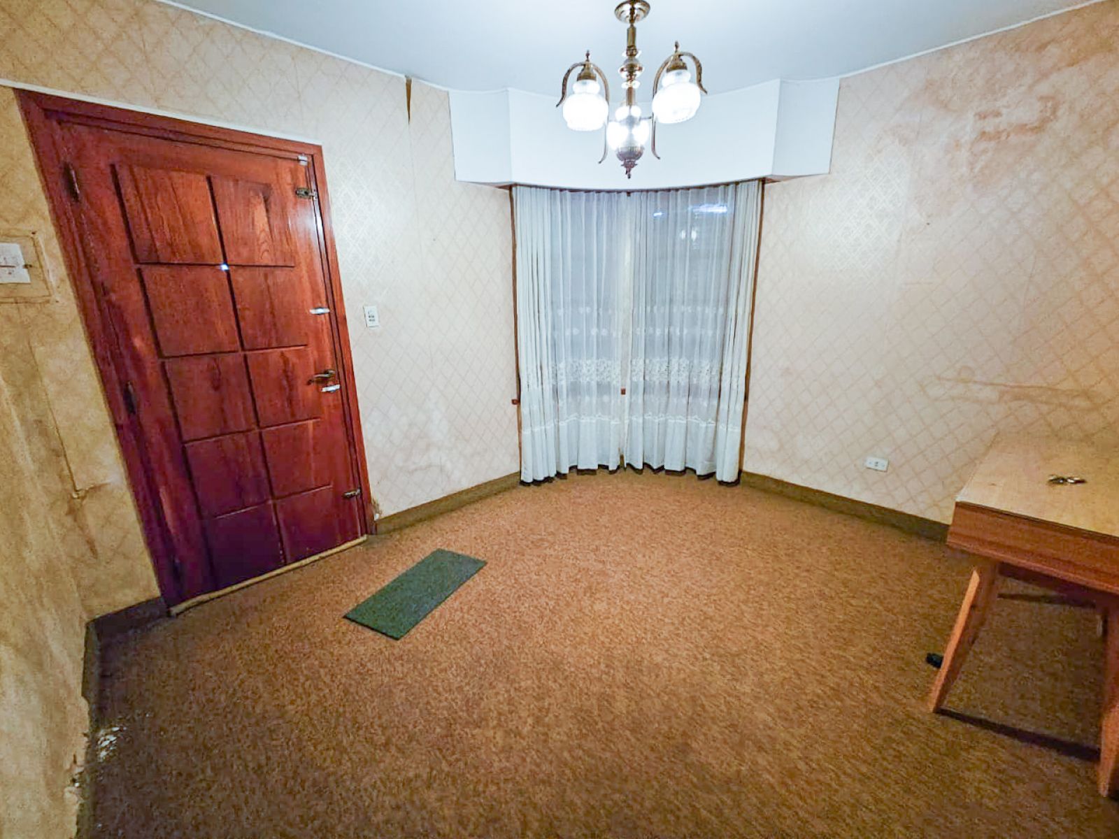 f7b0e351d4eb0c8672e36abf7b382934